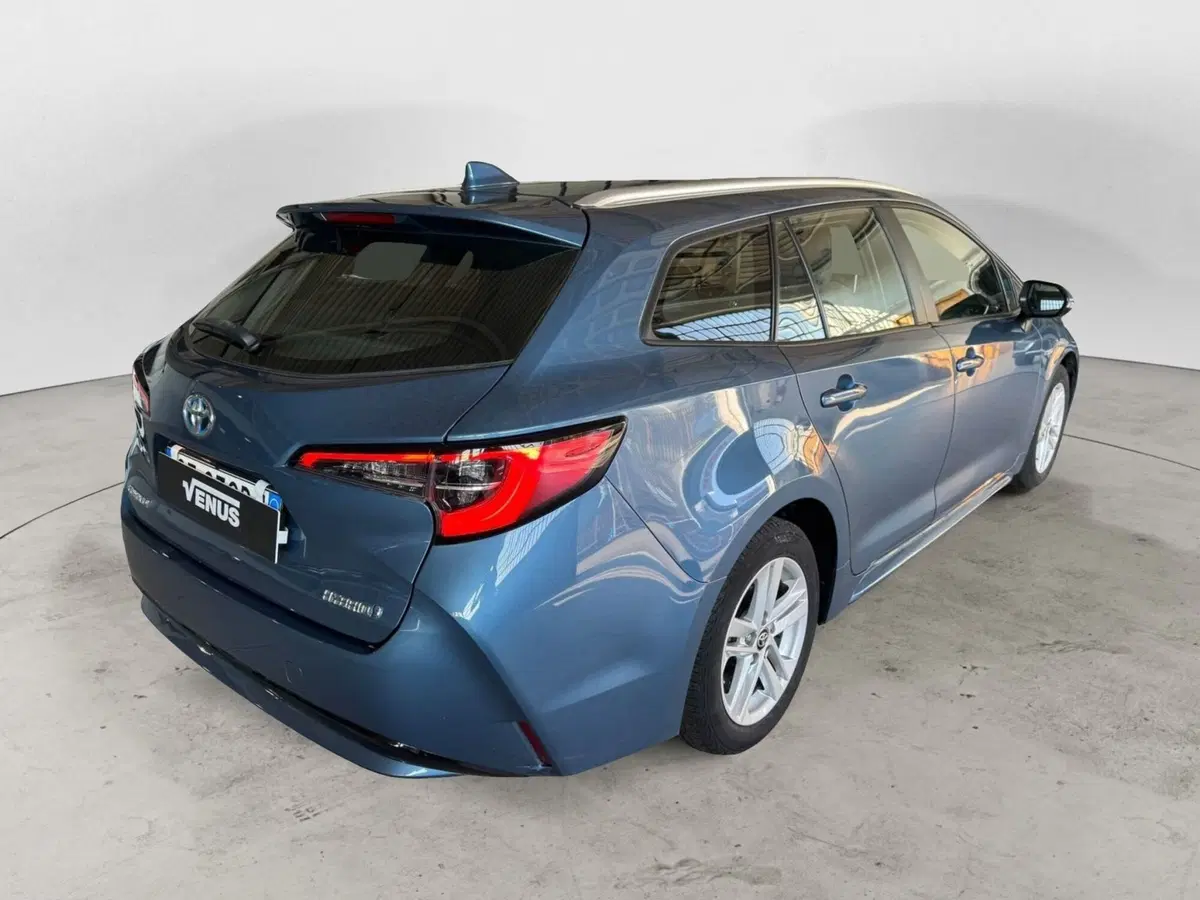 Toyota Corolla Touring Sports usata a Monza e Brianza (6)