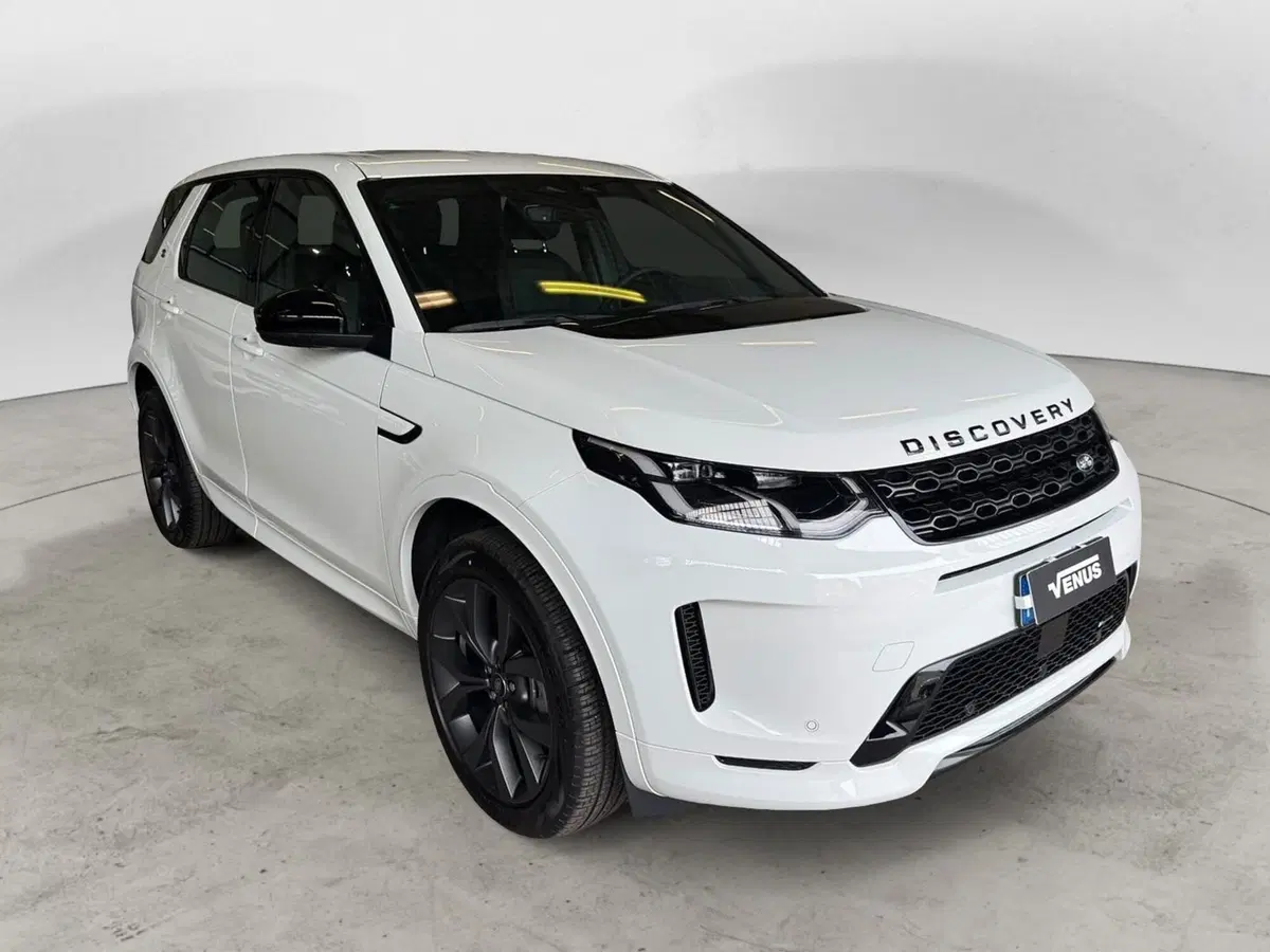Land Rover Discovery Sport nuova a Monza e Brianza (17)