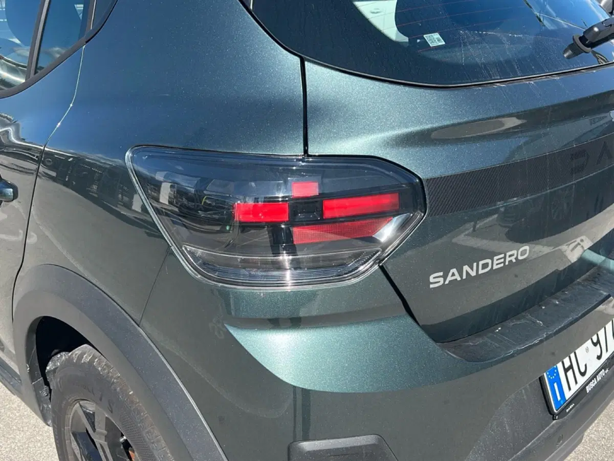 Dacia Sandero Stepway usata a Roma (9)