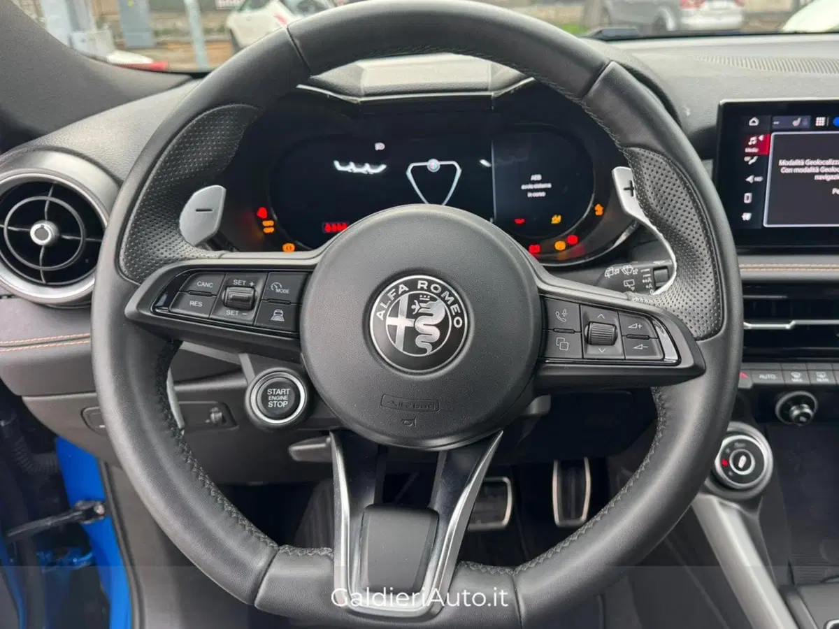 Alfa Romeo Tonale usata a Salerno (2)