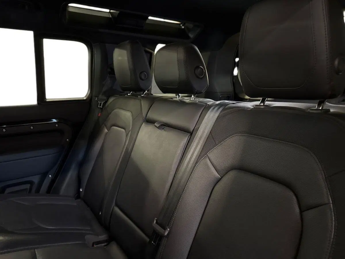 Land Rover Defender usata a Firenze (12)