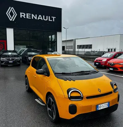Renault Twingo 27,5kWh Techno urban range 80cv del 2026 usata a Guidonia Montecelio