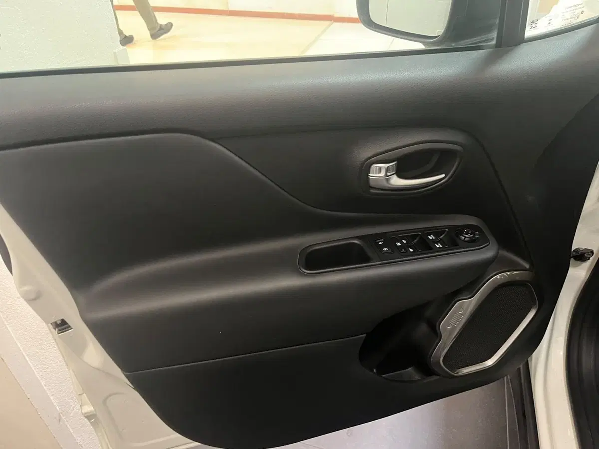 Jeep Renegade usata a Lucca (9)