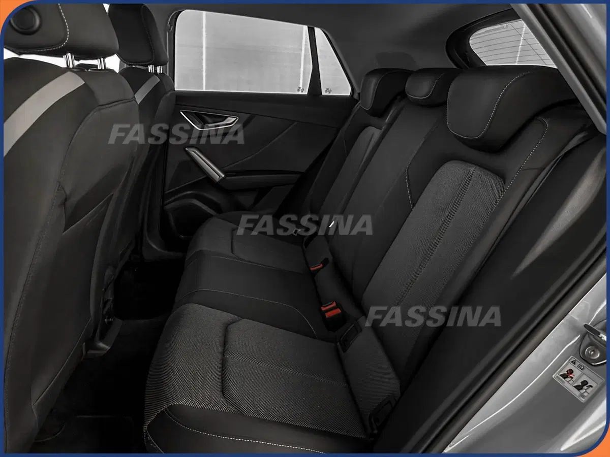 Audi Q2 usata a Milano (10)