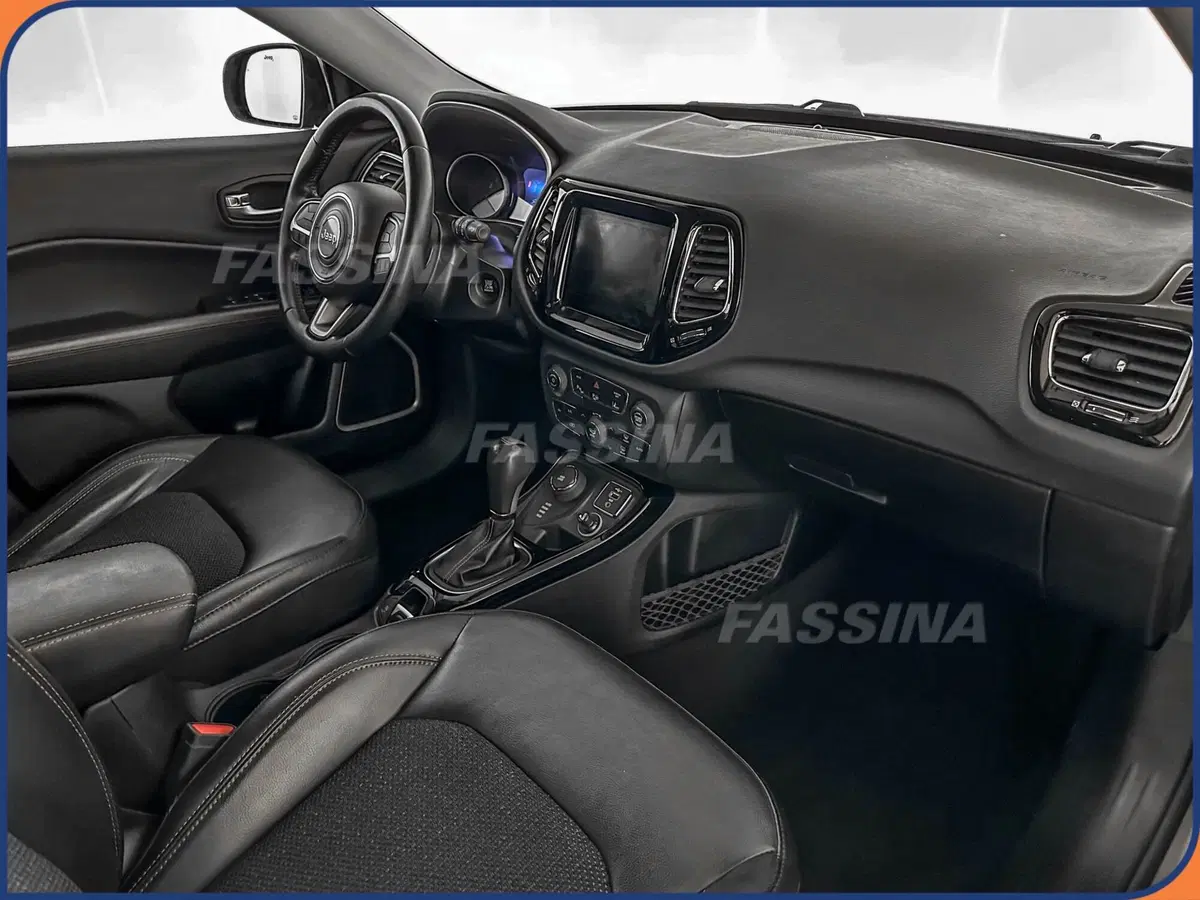 Jeep Compass usata a Milano (13)