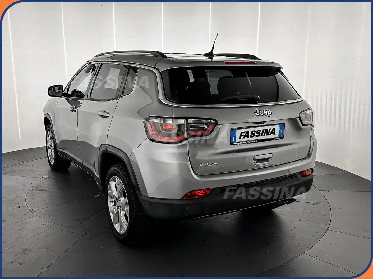 Jeep Compass usata a Milano (4)