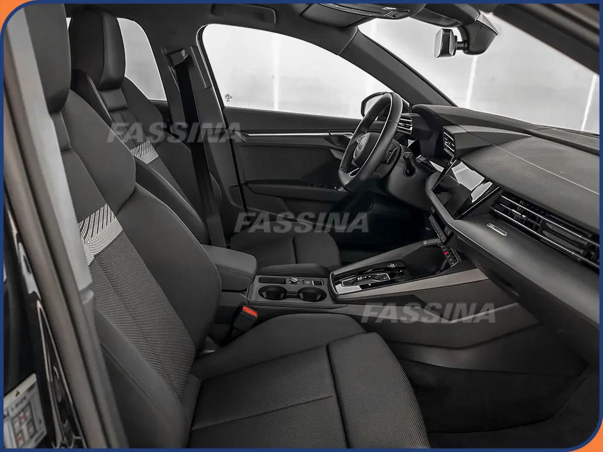 Audi A3 allstreet usata a Milano (14)
