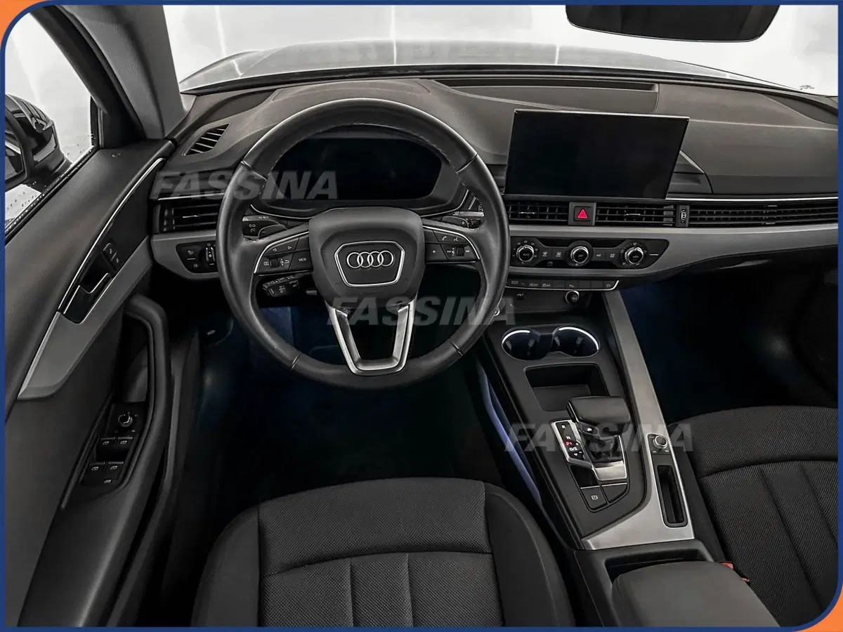 Audi A4 Avant usata a Milano (11)