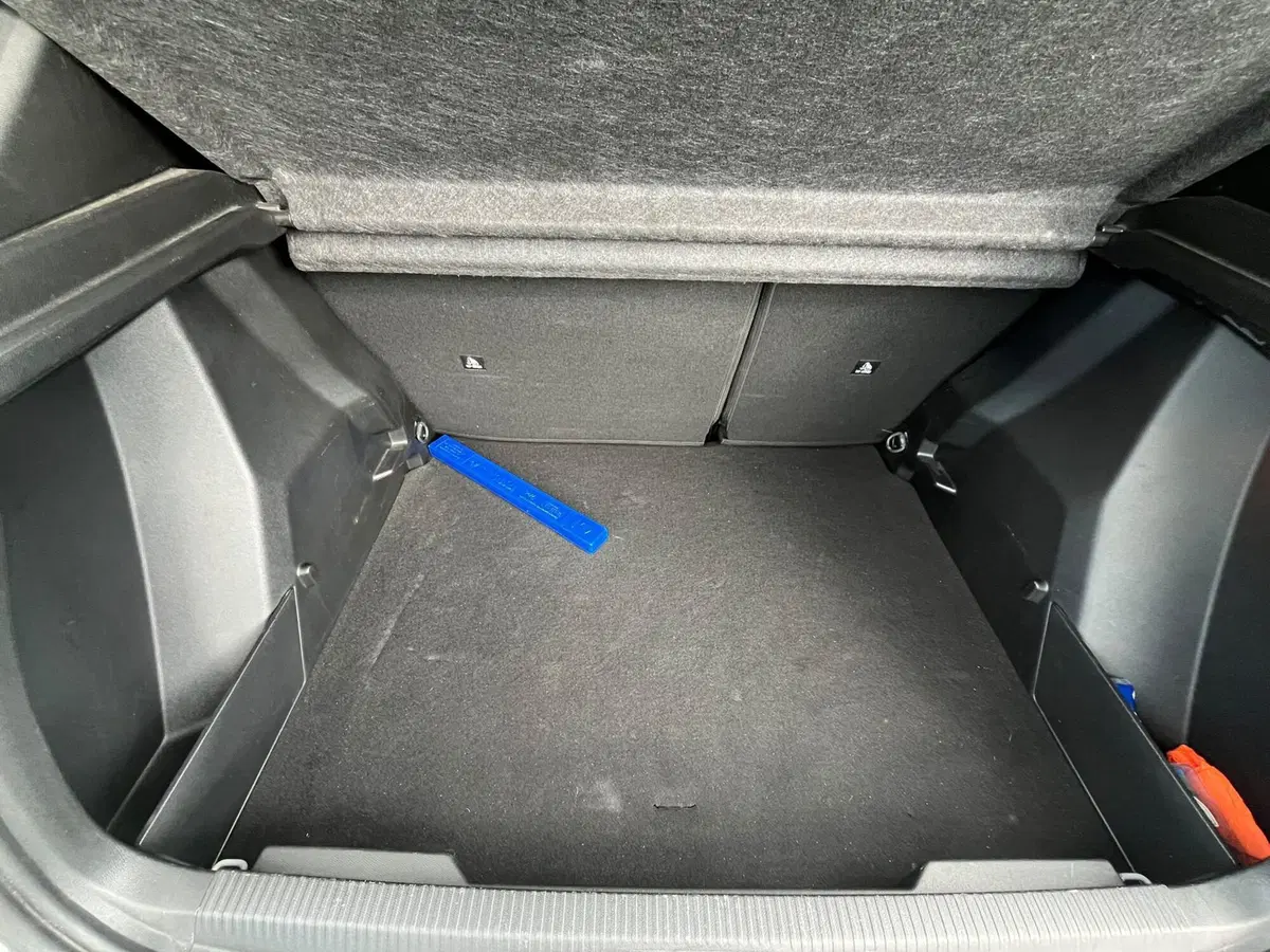 Peugeot 2008 usata a Massa-Carrara (17)