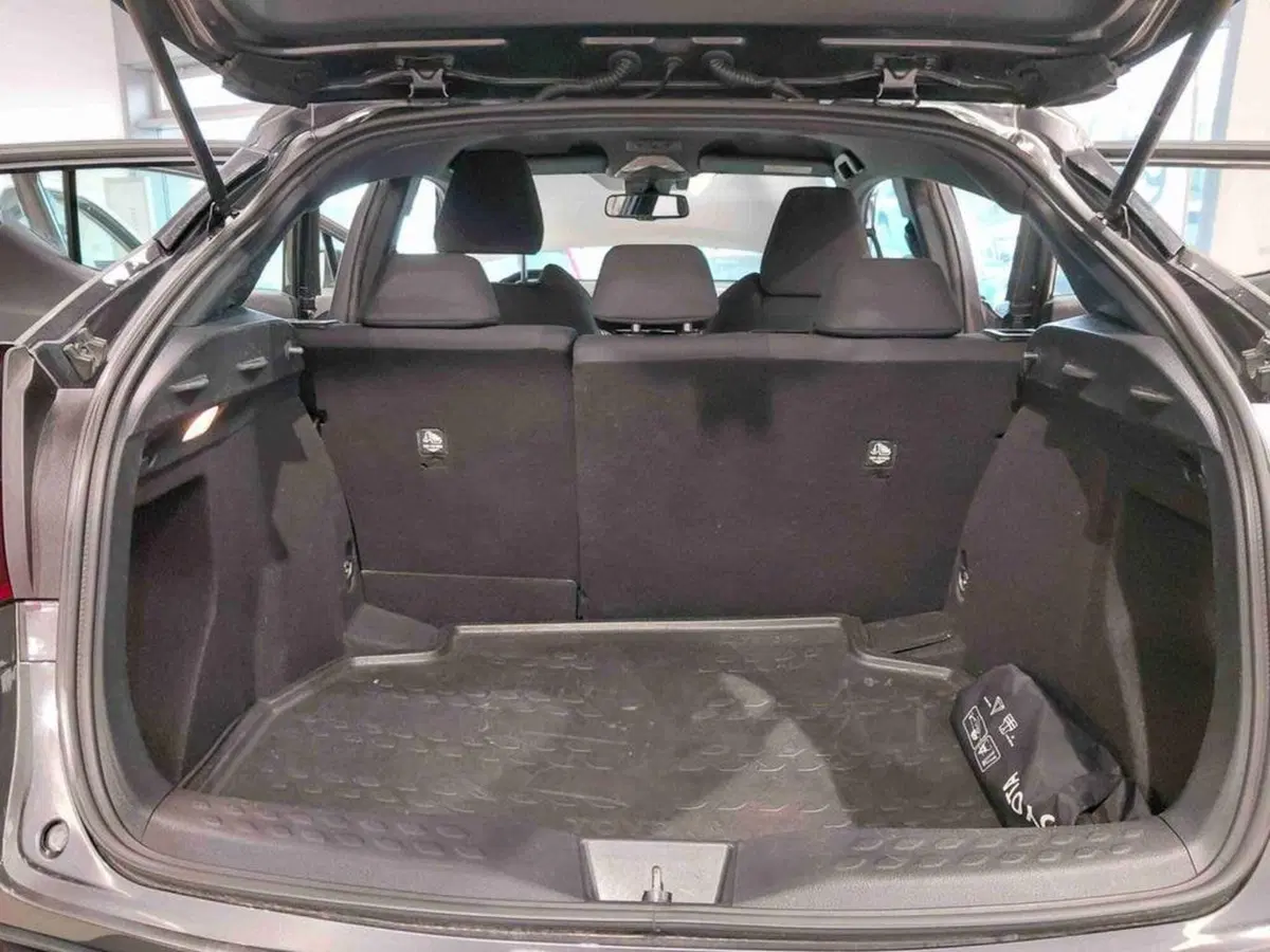 Toyota Toyota C-HR usata a Cagliari (6)