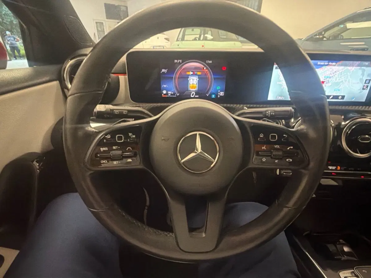 Mercedes-Benz Classe A usata a Palermo (14)