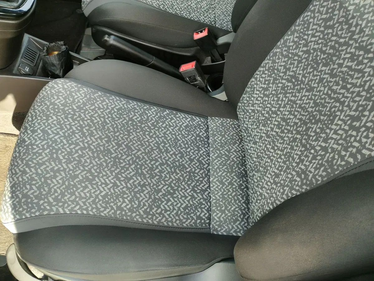 Lancia Ypsilon usata a Ravenna (8)