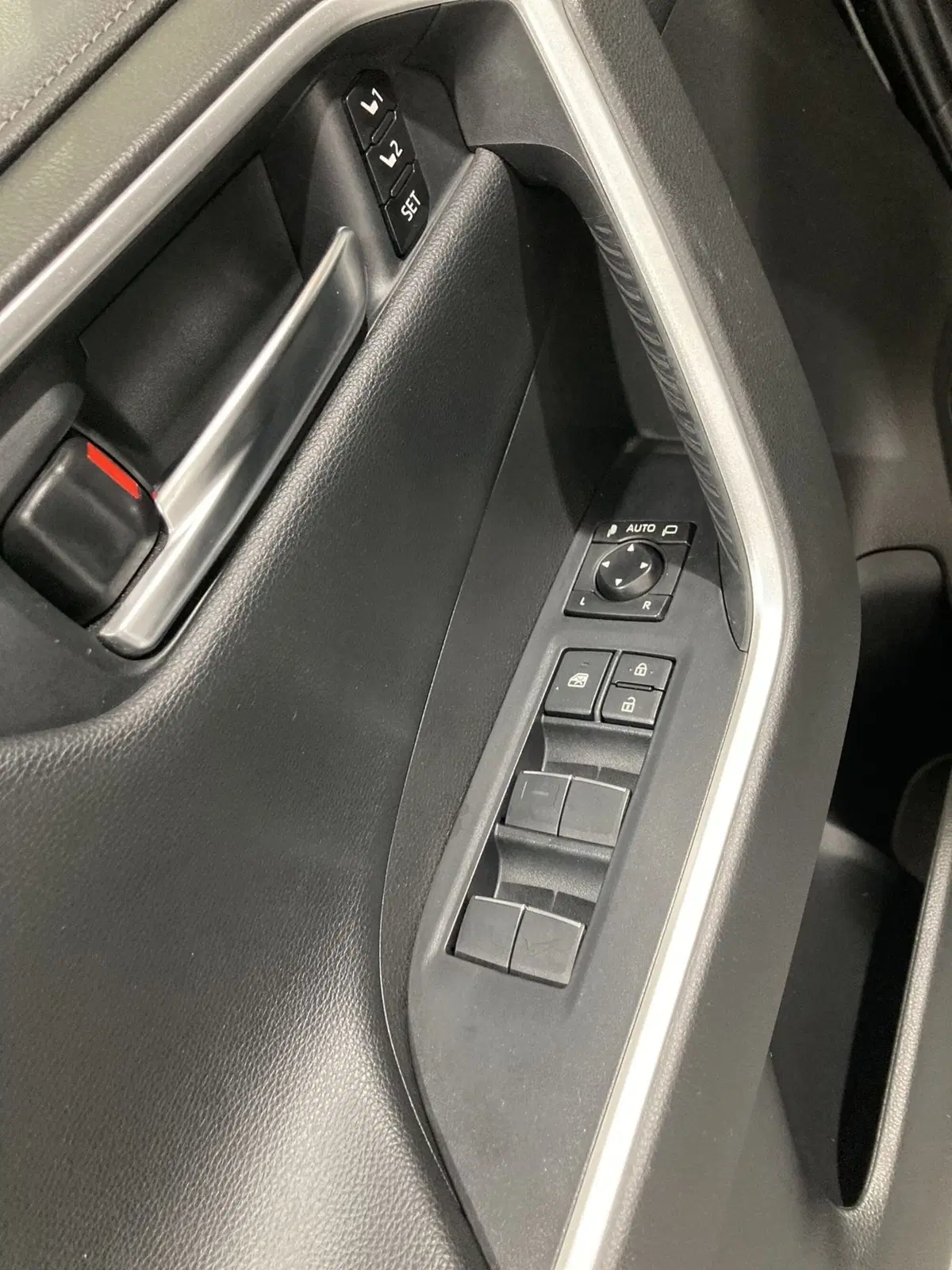 Toyota Rav4 usata a Barletta-Andria-Trani (10)