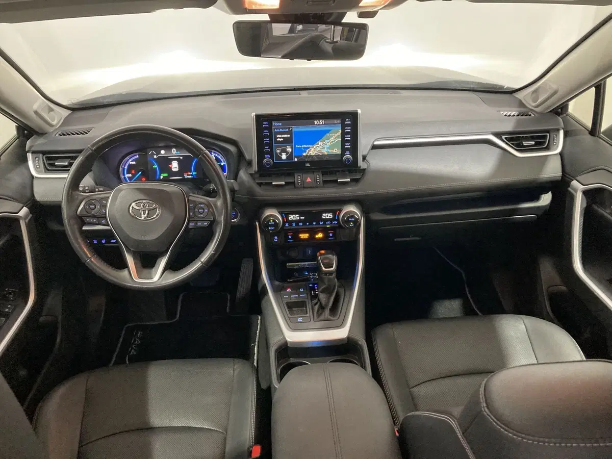 Toyota Rav4 usata a Barletta-Andria-Trani (17)
