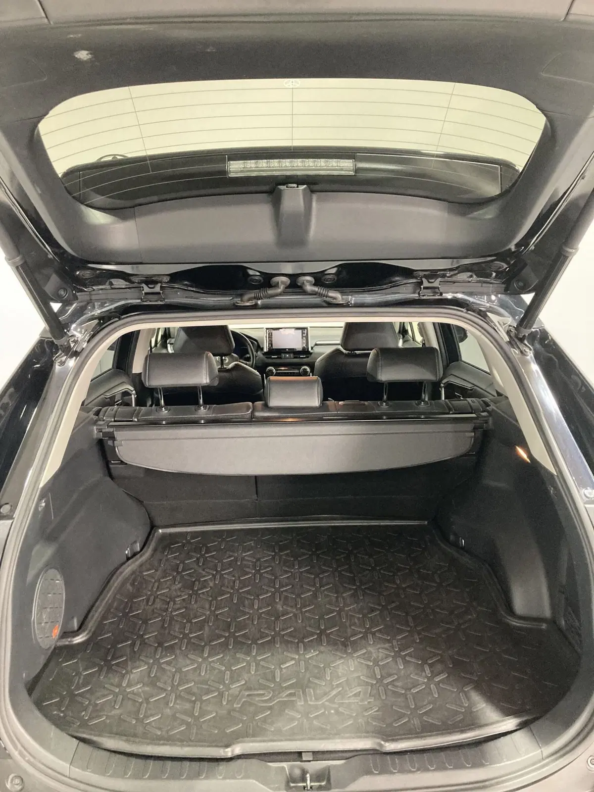 Toyota Rav4 usata a Barletta-Andria-Trani (7)