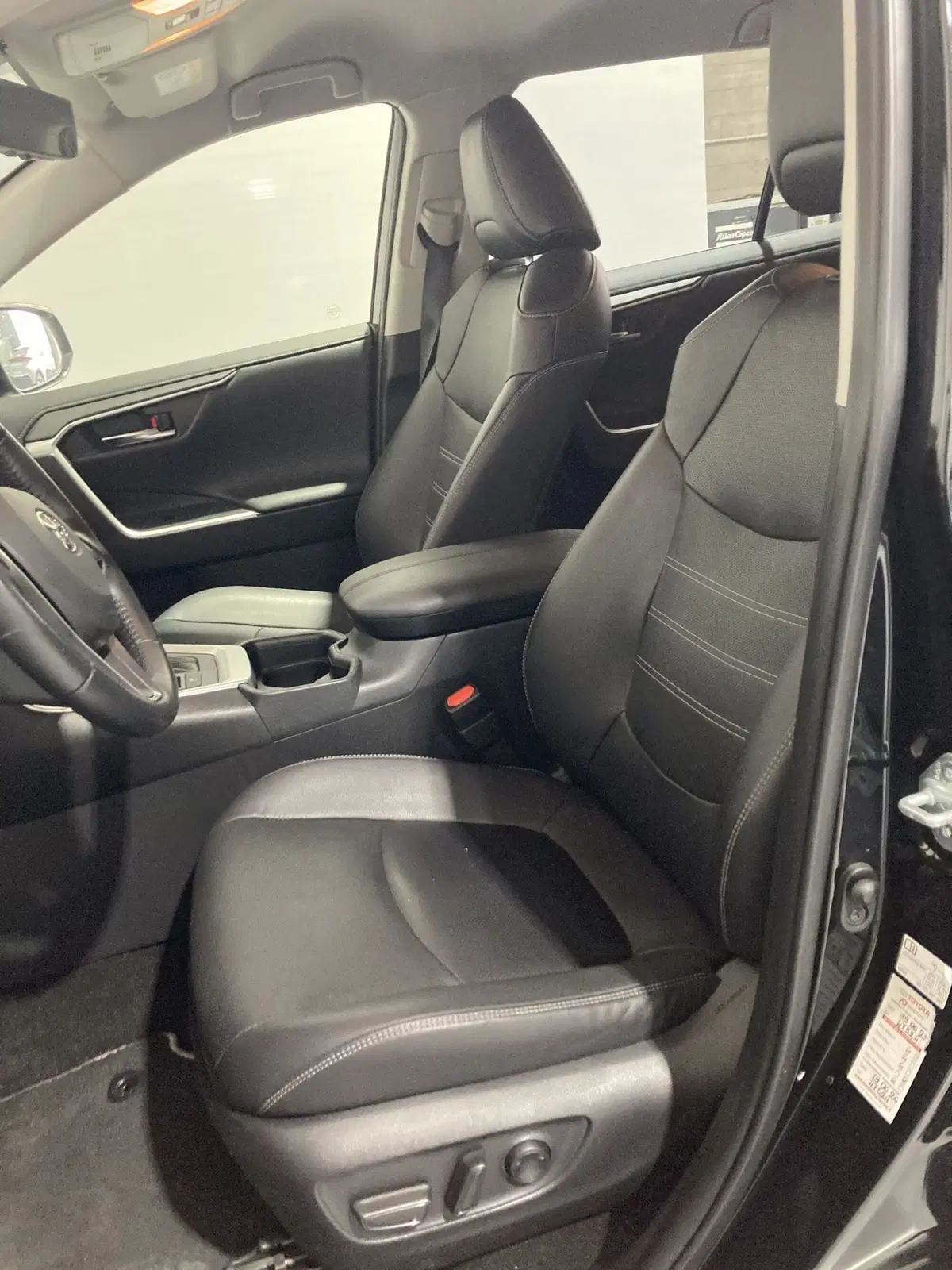 Toyota Rav4 usata a Barletta-Andria-Trani (9)