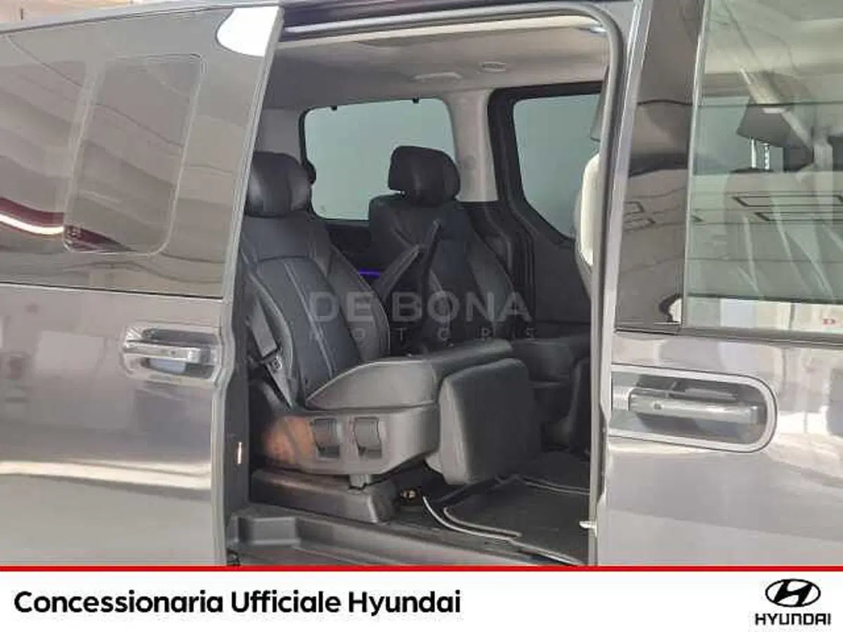 Hyundai Staria usata a Vicenza (6)