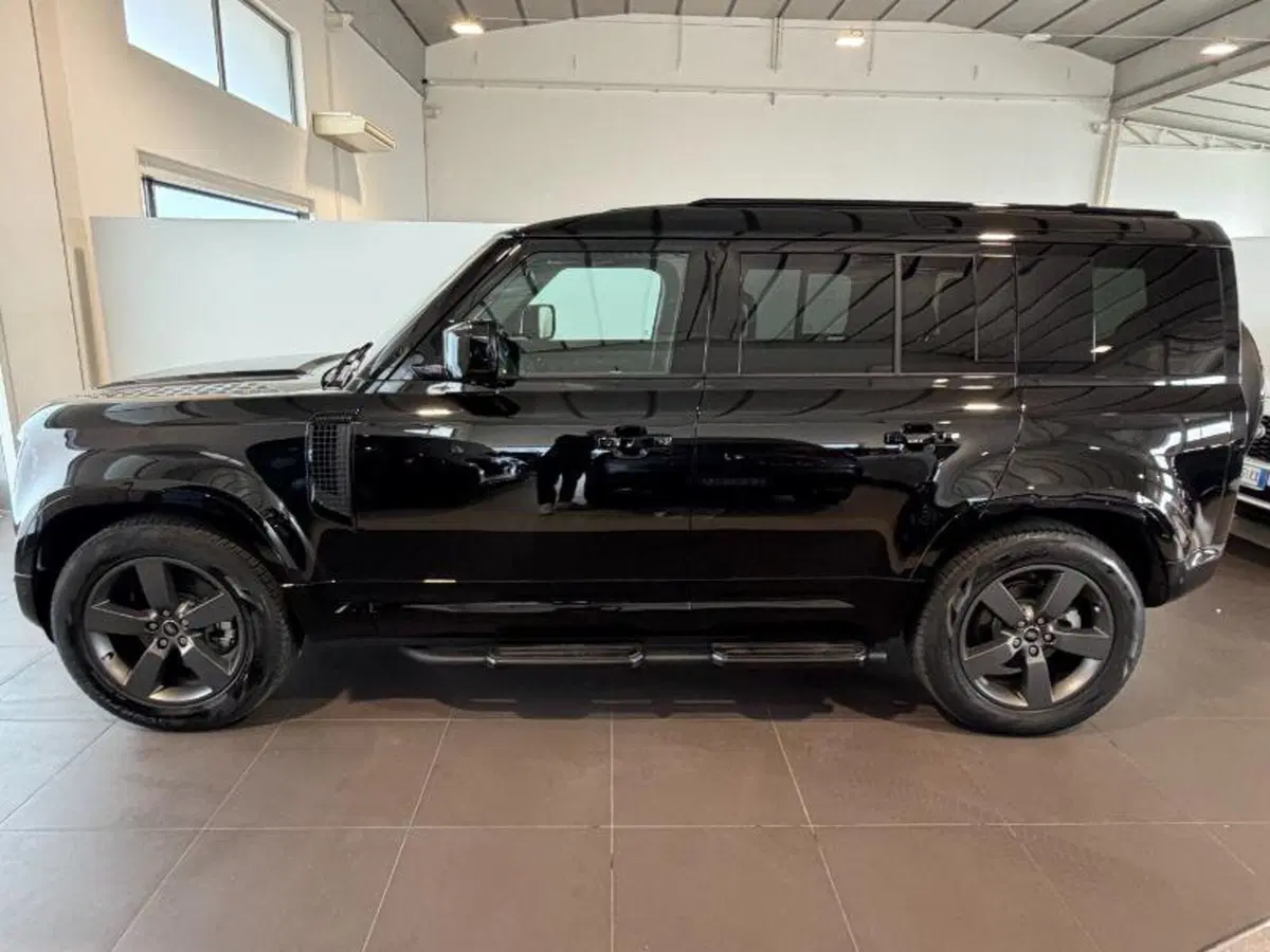 Land Rover Defender usata a Venezia (2)
