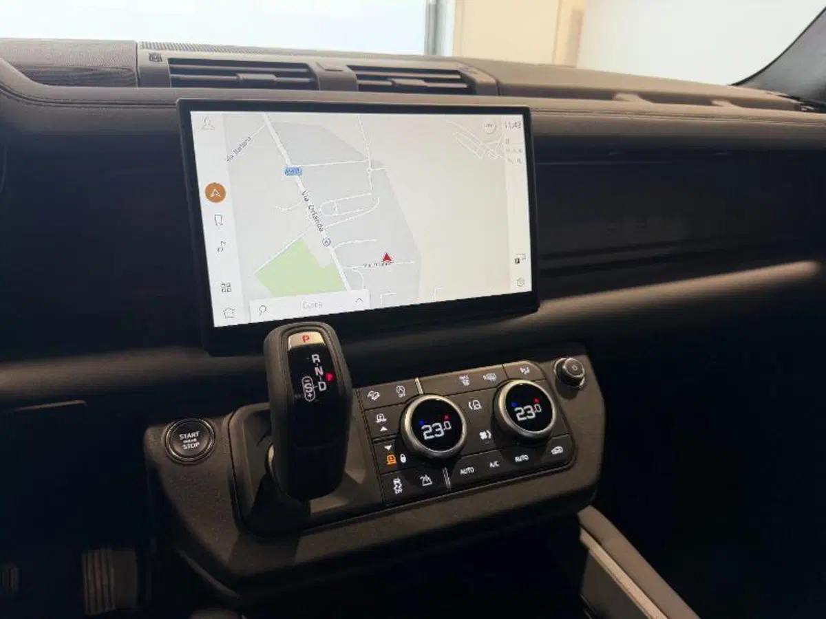Land Rover Defender usata a Venezia (20)