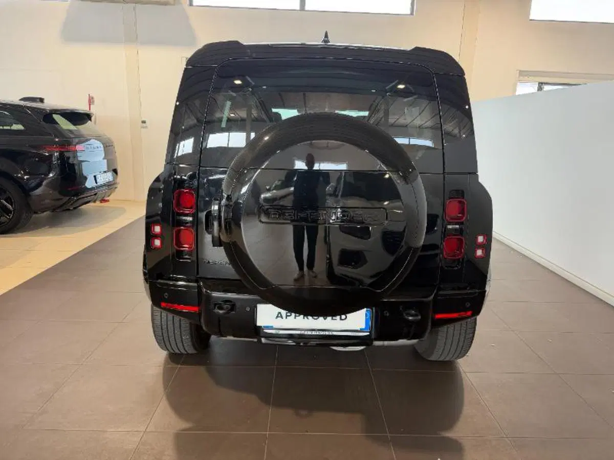 Land Rover Defender usata a Venezia (4)