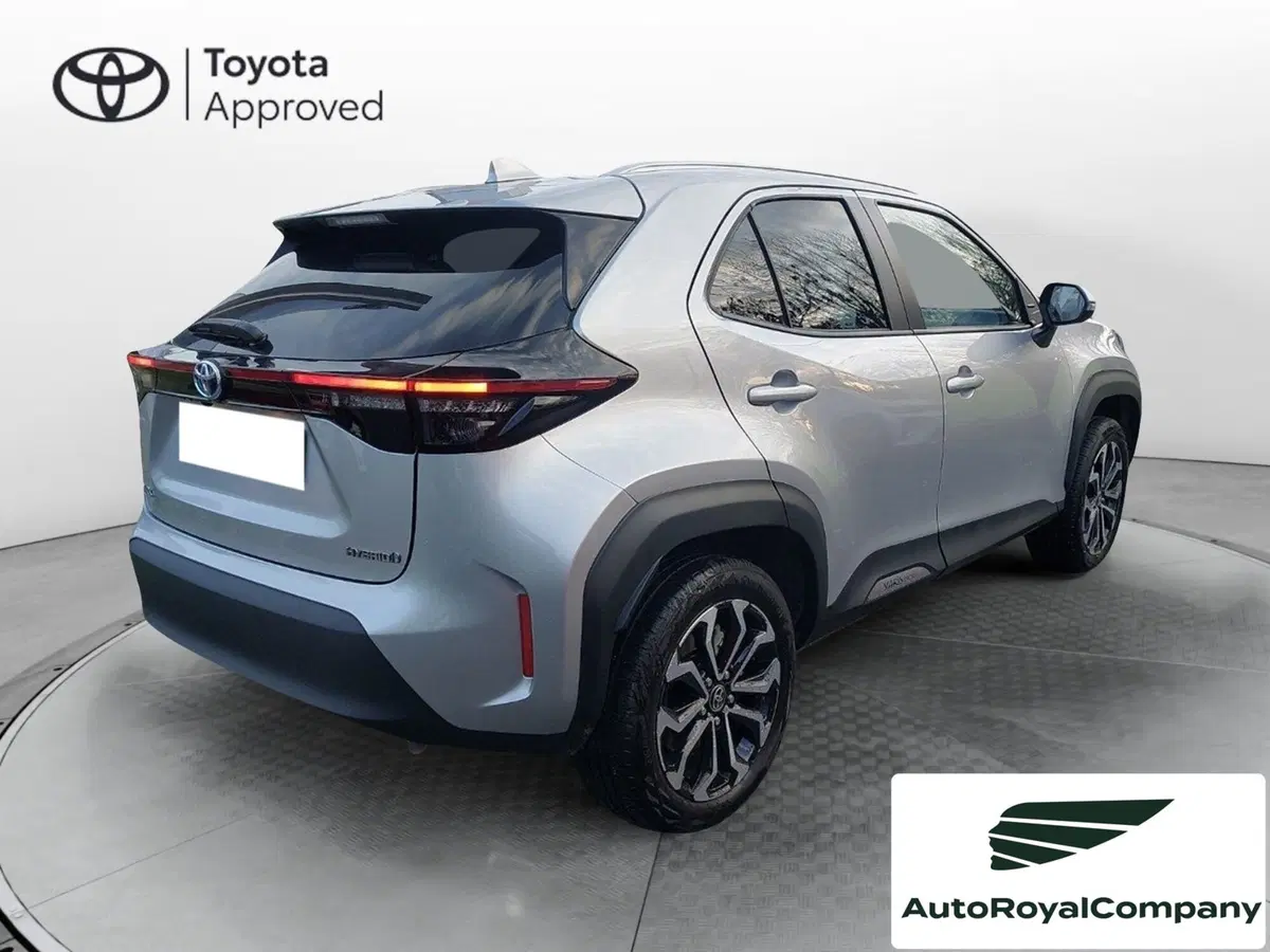 Toyota Yaris Cross usata a Roma (6)