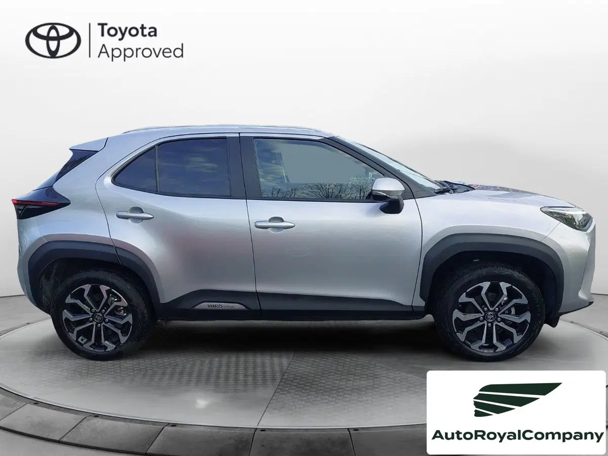 Toyota Yaris Cross usata a Roma (7)