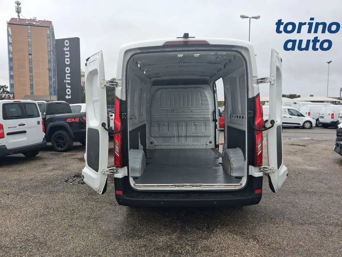 Maxus Deliver Furgone usata a Torino (4)