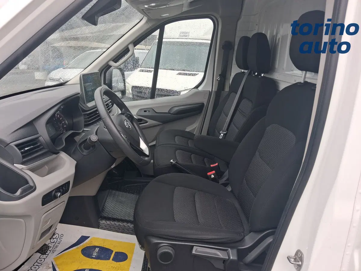 Maxus Deliver Furgone usata a Torino (5)