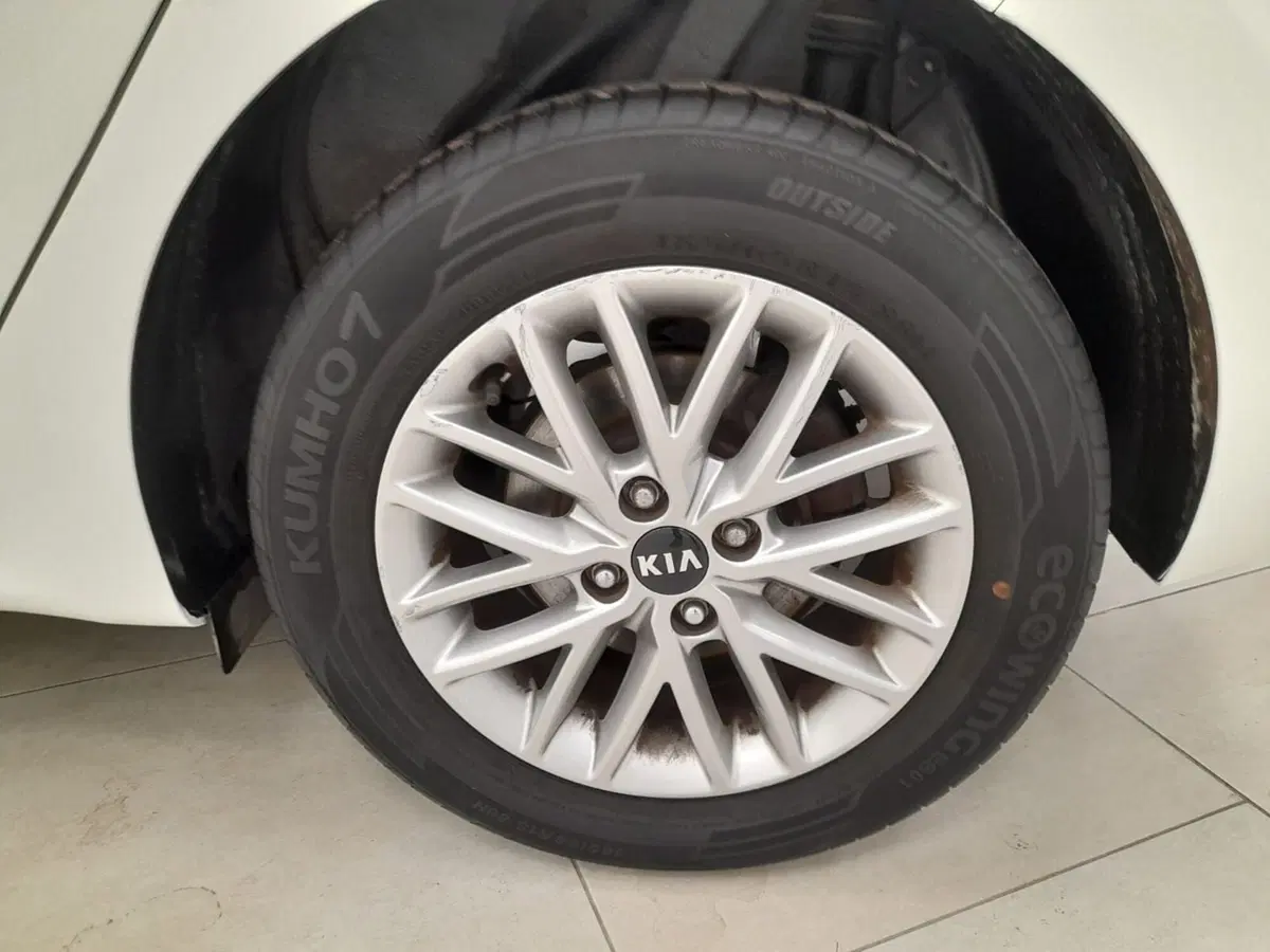 Kia Rio usata a Alessandria (10)