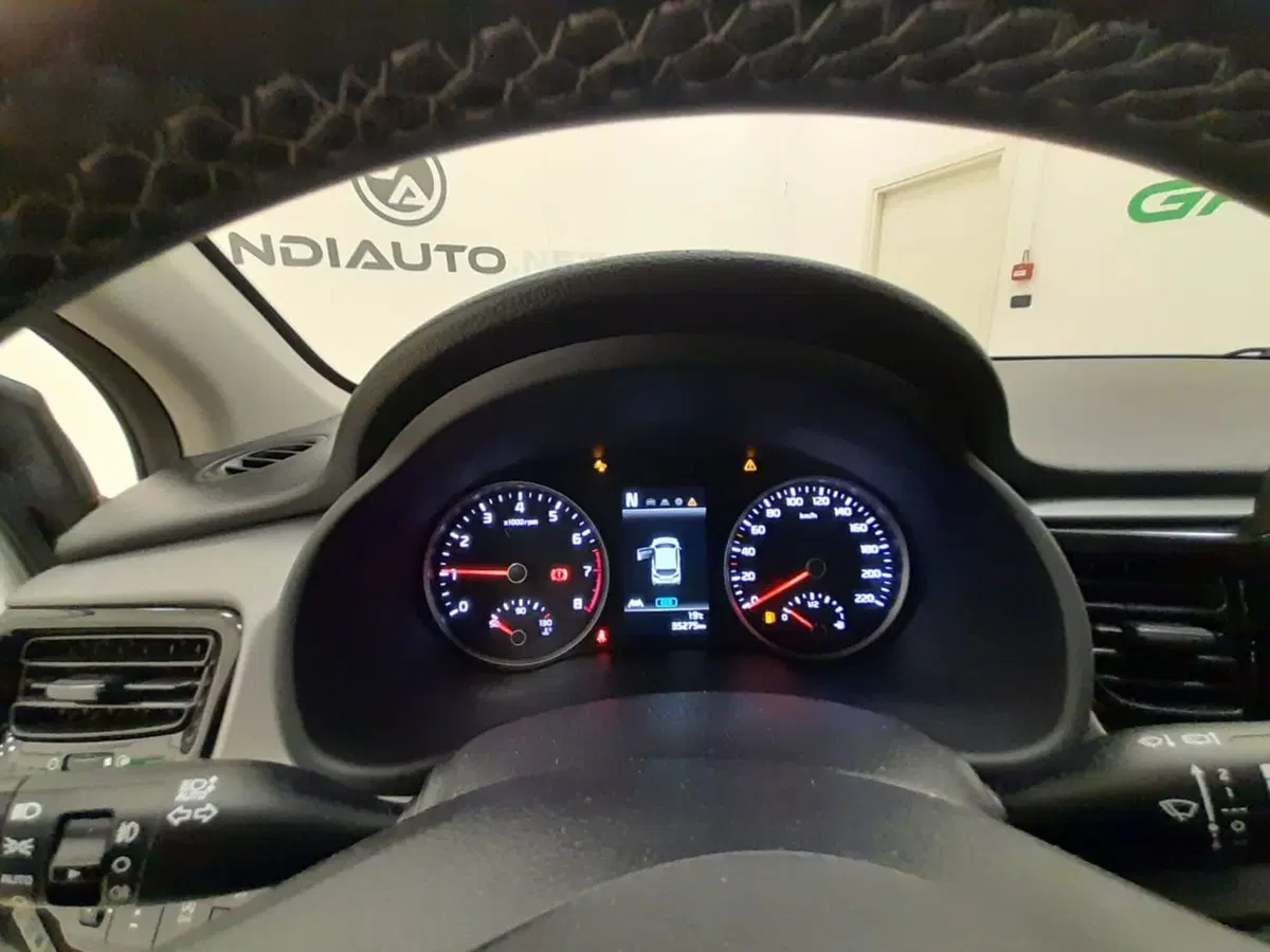 Kia Rio usata a Alessandria (17)