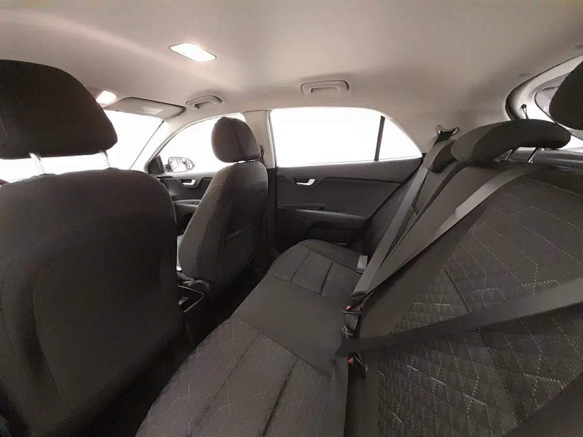 Kia Rio usata a Alessandria (20)