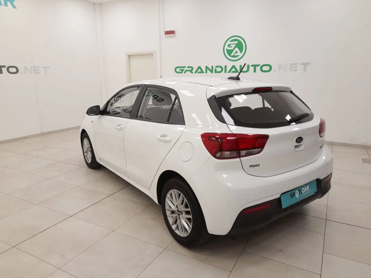 Kia Rio usata a Alessandria (8)