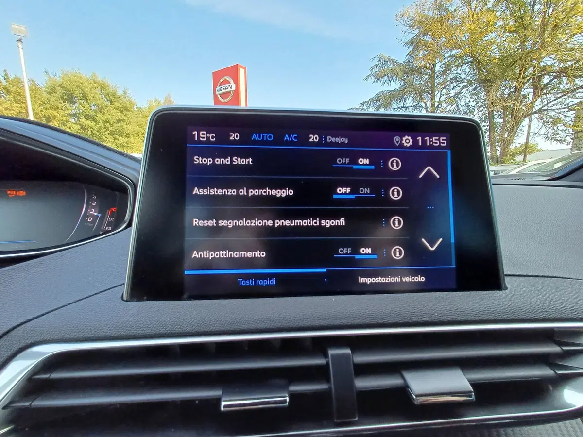 Peugeot 3008 usata a Modena (18)