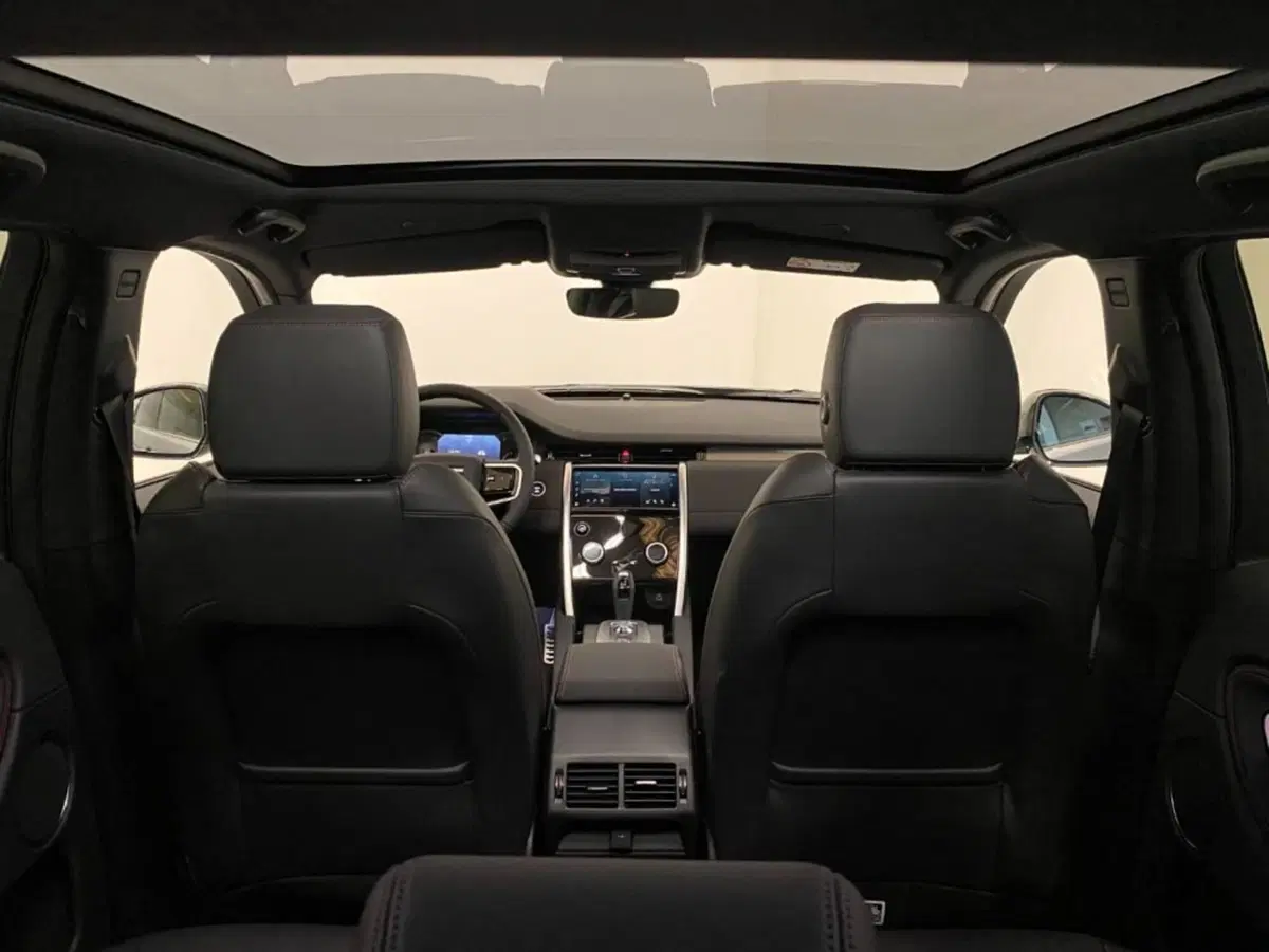 Land Rover Discovery Sport usata a Verbano Cusio Ossola (10)