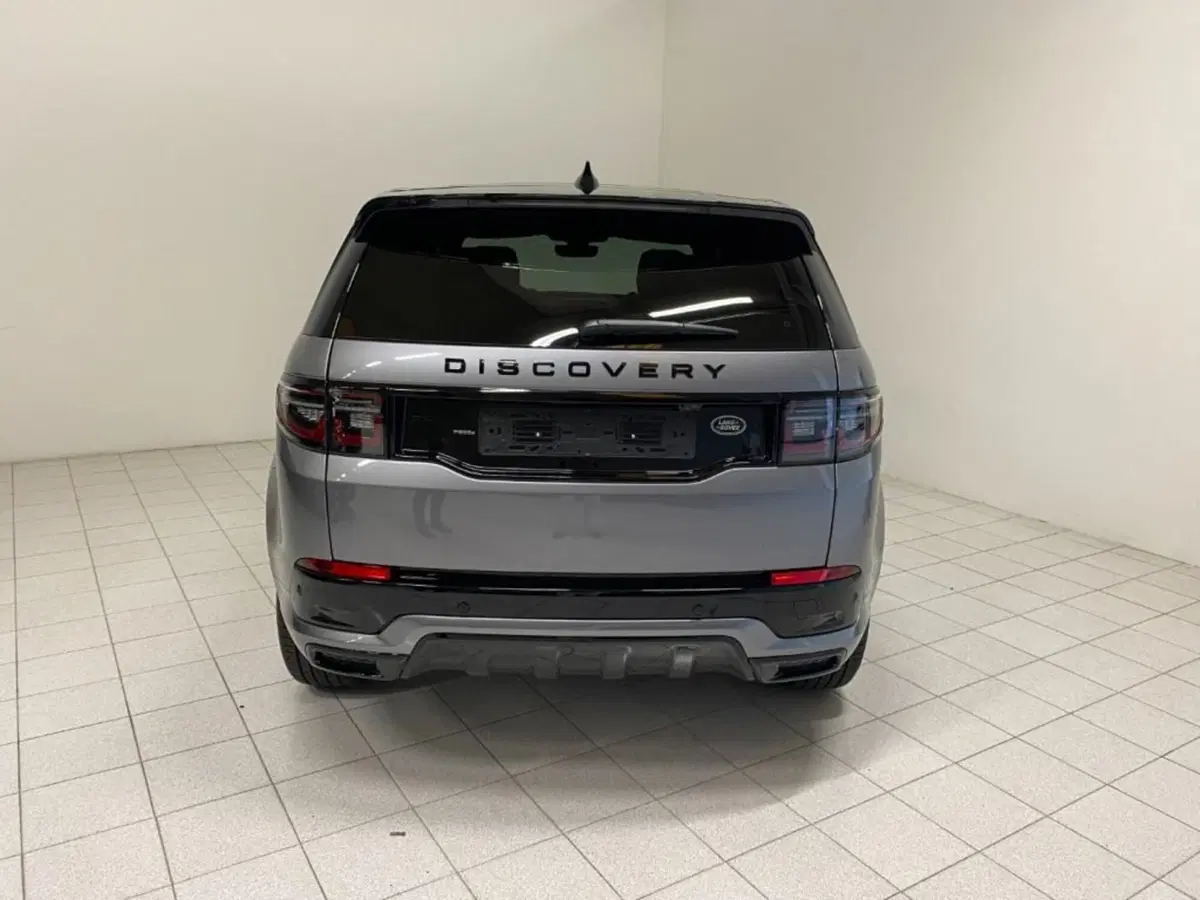 Land Rover Discovery Sport usata a Verbano Cusio Ossola (13)
