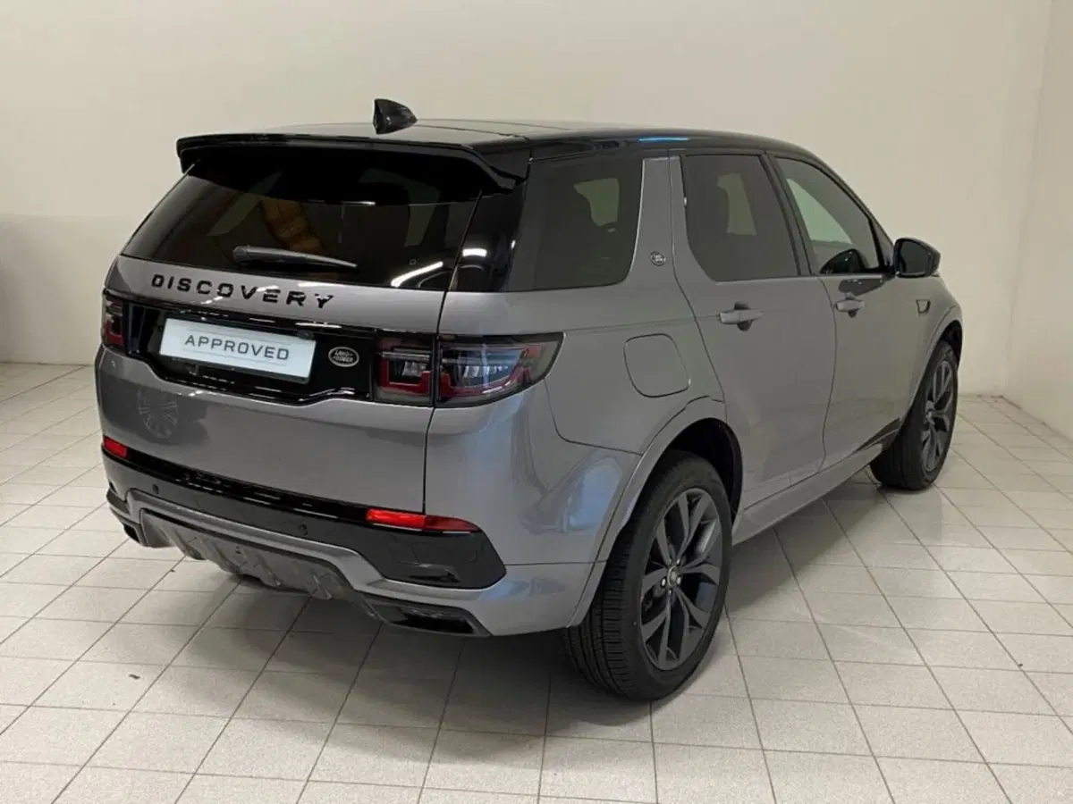Land Rover Discovery Sport usata a Verbano Cusio Ossola (2)