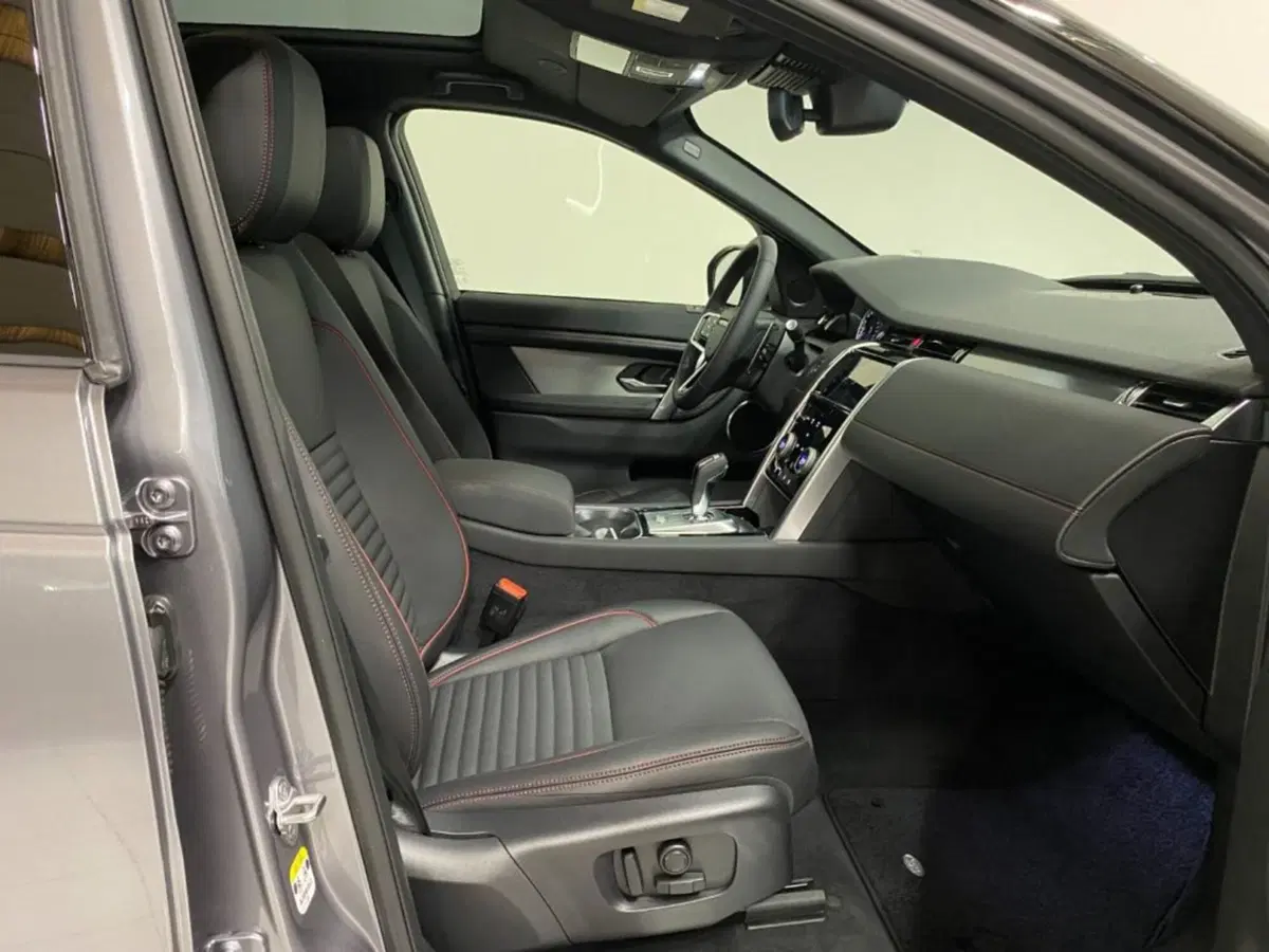 Land Rover Discovery Sport usata a Verbano Cusio Ossola (3)