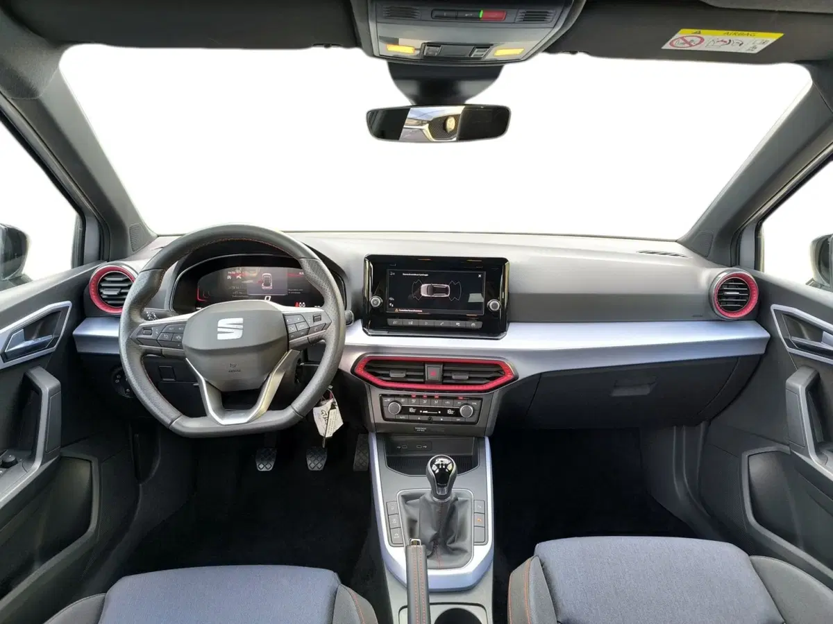 SEAT Arona usata a Udine (11)