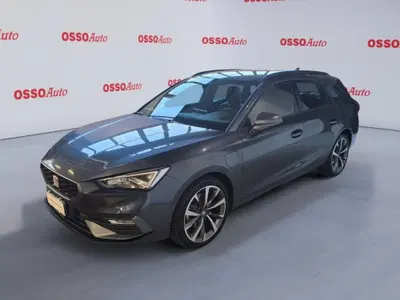 SEAT Leon ST Sportstourer 1.4 e-HYBRID 204 CV DSG Xcellence del 2021 usata a Udine