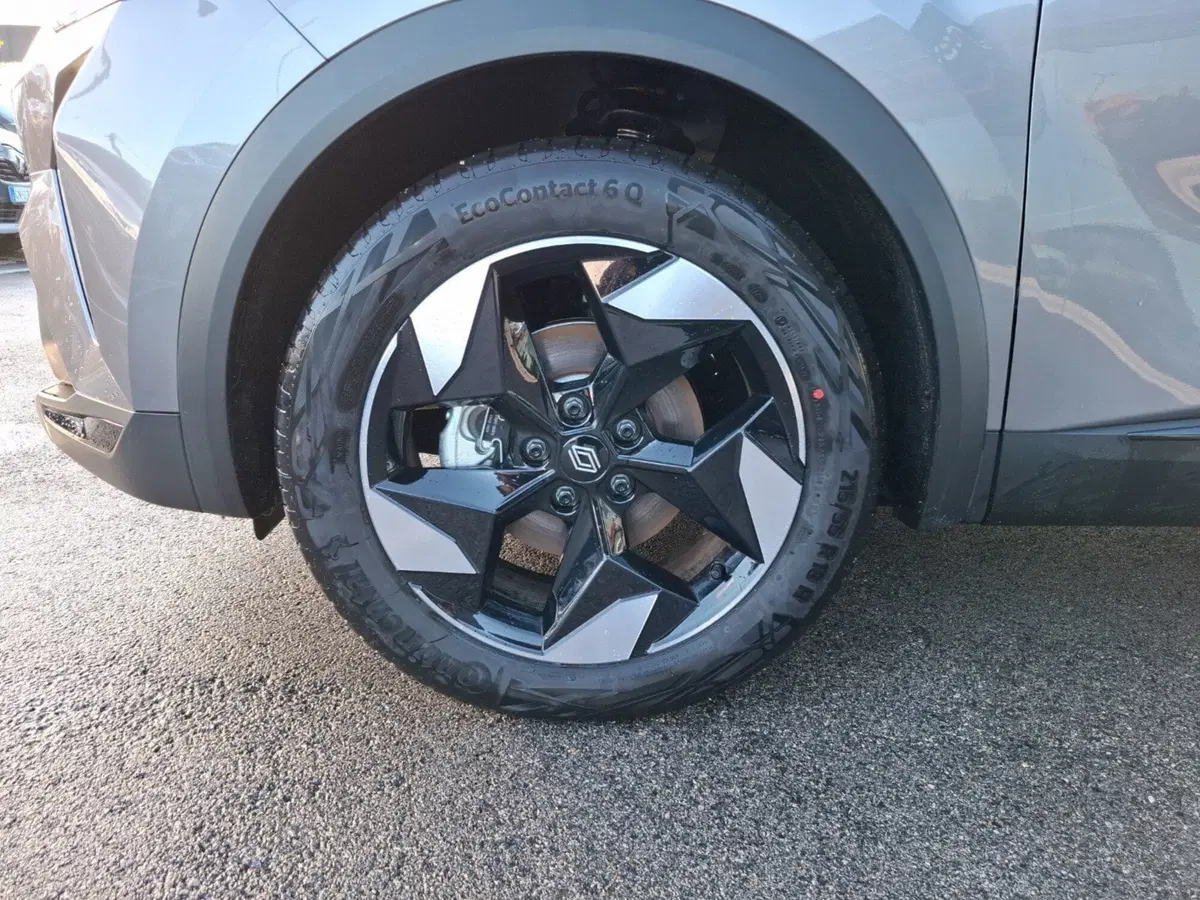 Renault Captur nuova a Latina (11)