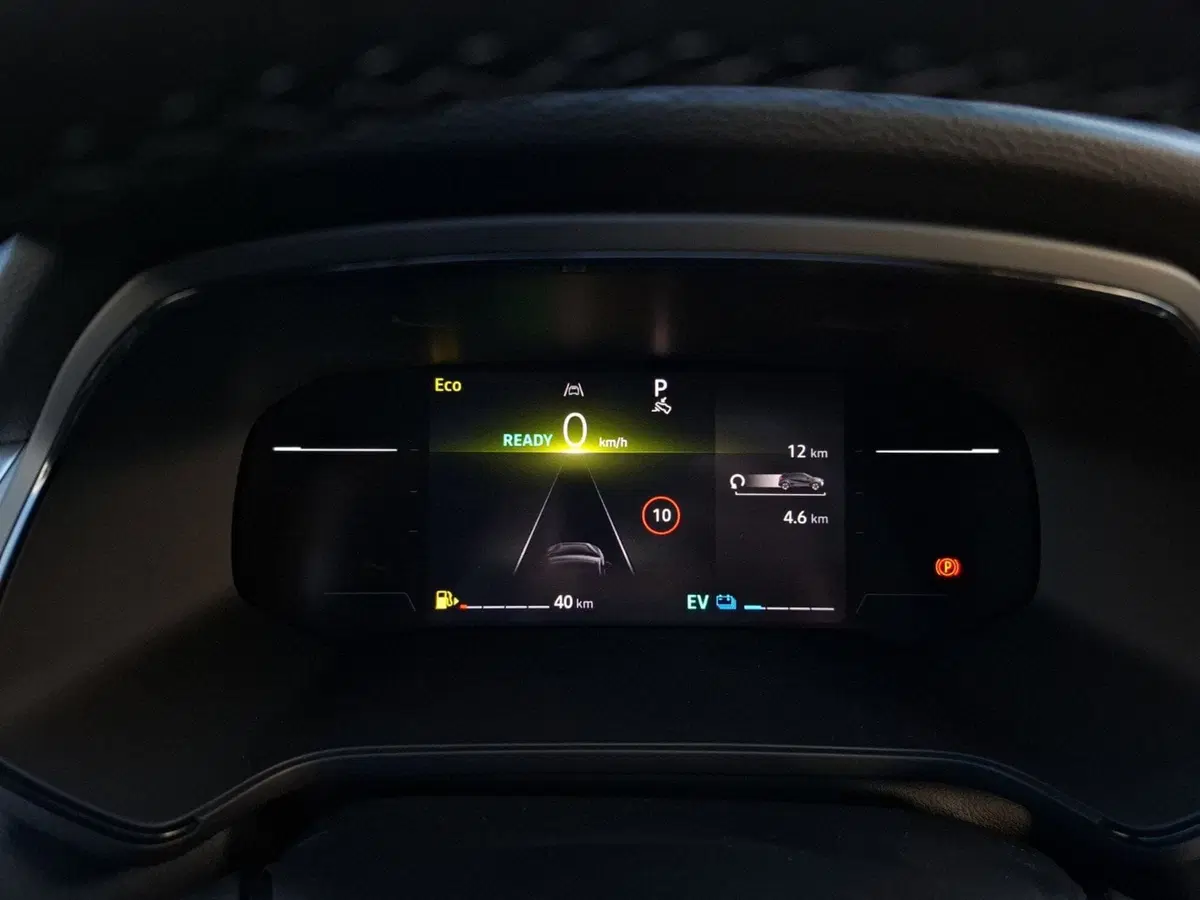 Renault Captur nuova a Latina (14)