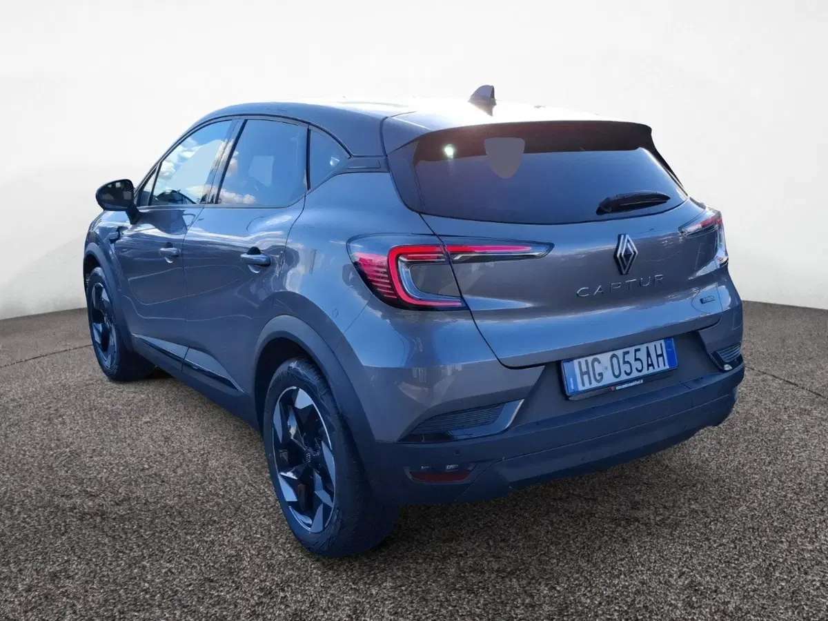 Renault Captur nuova a Latina (4)