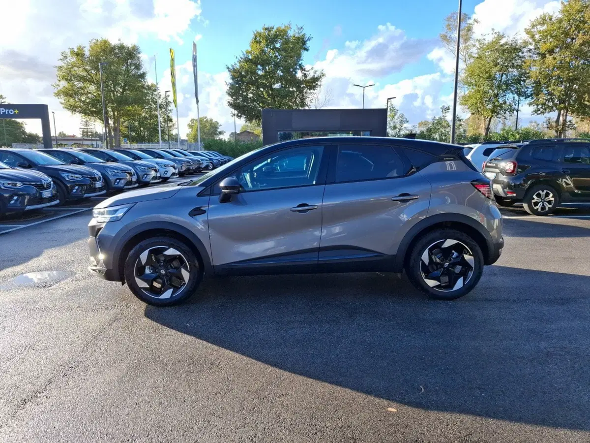 Renault Captur nuova a Latina (8)