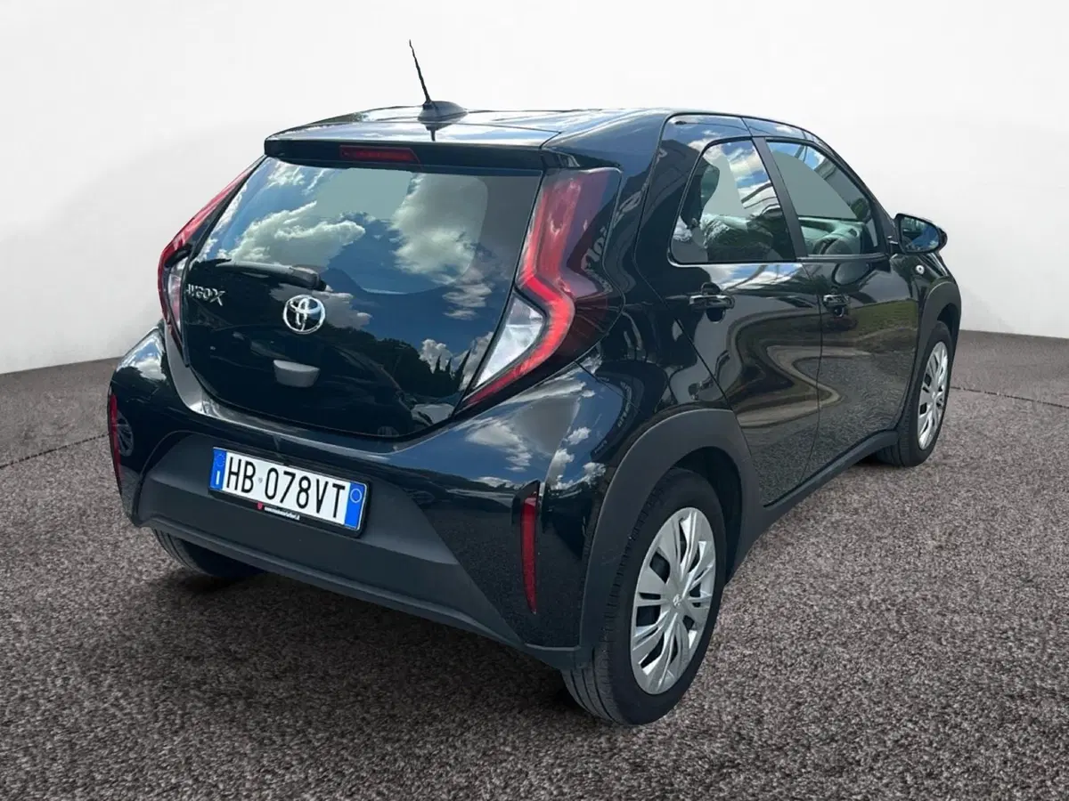 Toyota Aygo X usata a Roma (3)