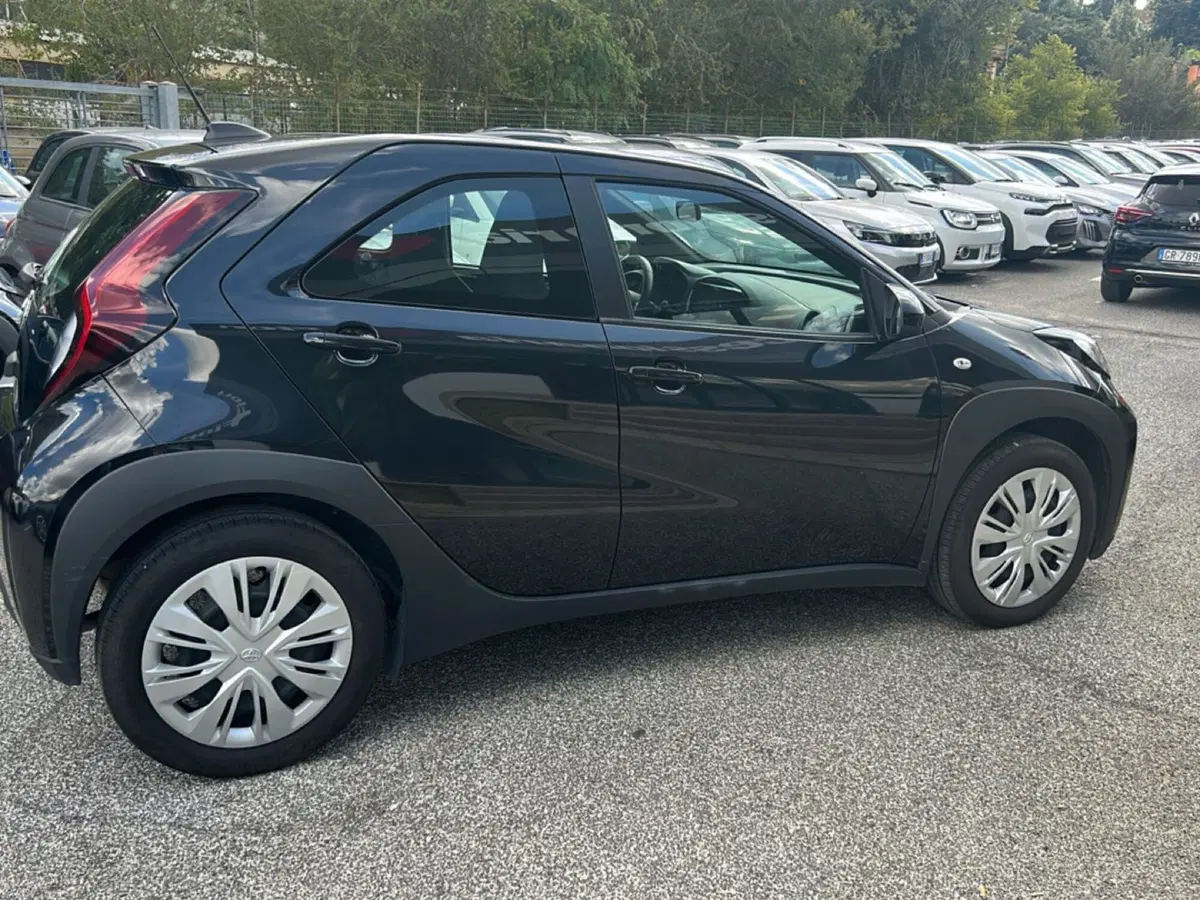 Toyota Aygo X usata a Roma (6)