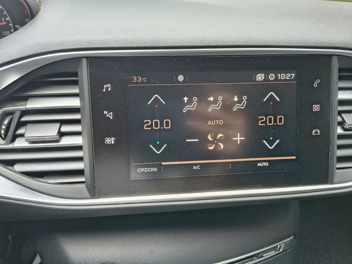 Peugeot 308 SW usata a Padova (15)