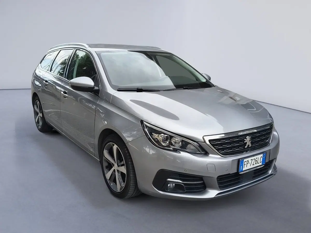 Peugeot 308 SW usata a Padova (3)
