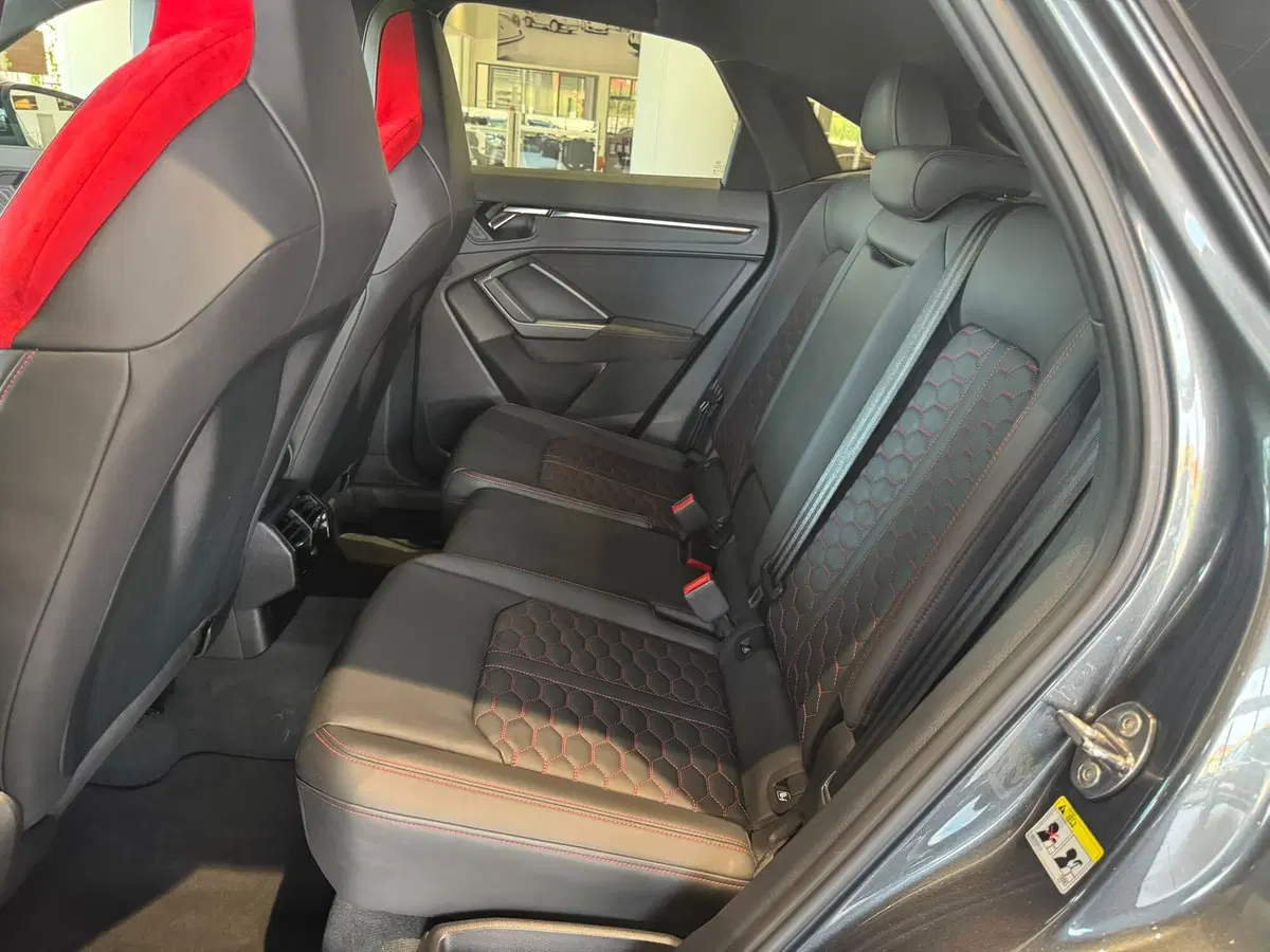 Audi RS Q3 Sportback usata a Firenze (13)
