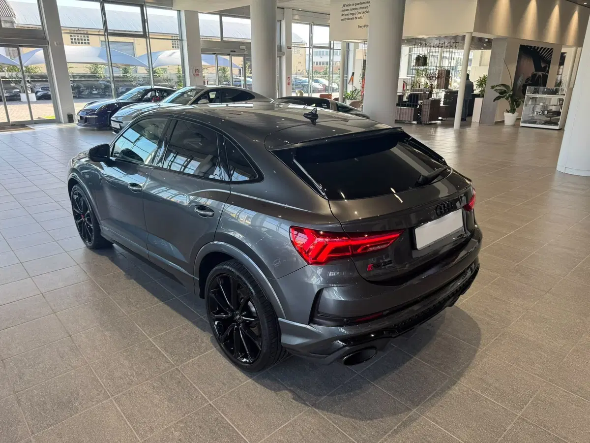 Audi RS Q3 Sportback usata a Firenze (4)