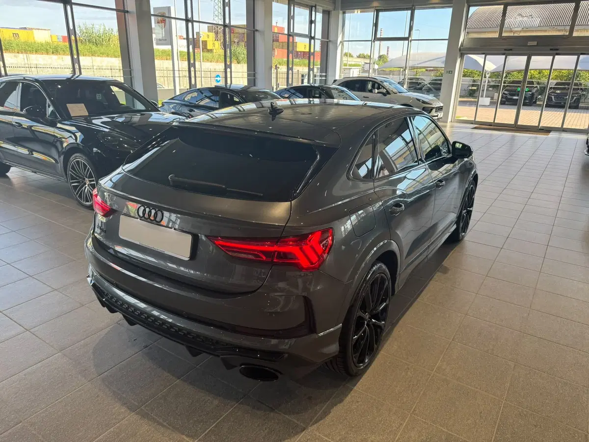 Audi RS Q3 Sportback usata a Firenze (6)